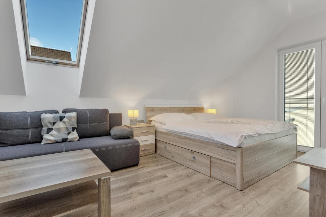 Family Apartments Klinovec Loučná pod Klínovcem Dış mekan fotoğraf